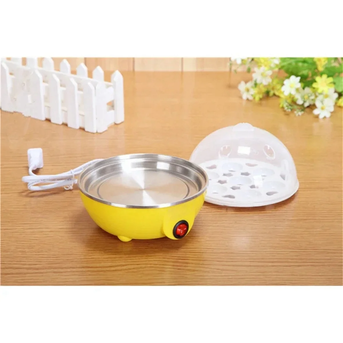 Rapid Egg Cooker: 7 Egg Capacity Electric Egg Cooker for Hard Boiled Eggs, Poached Eggs, Scrambled Eggs Yellow EU Plug-T33C