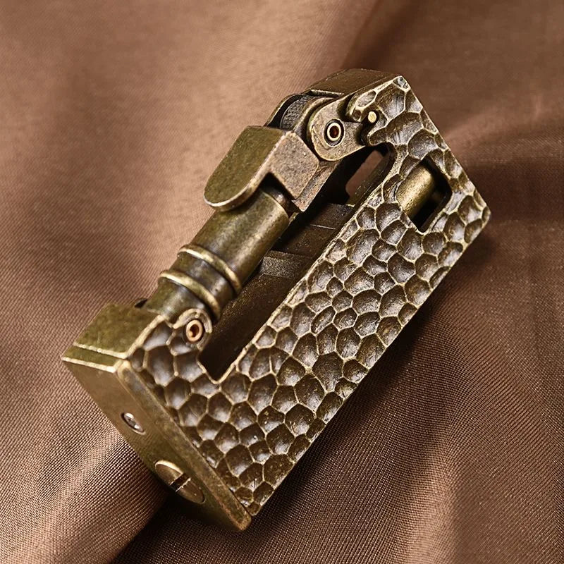 New Retro Scimitar Kerosene Lighter Windproof Pit Heterosexual Metal Press Ignition Lighter Wholesale Male Personalized Gift