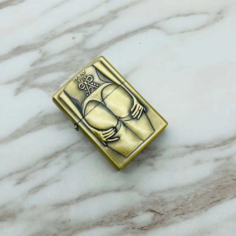 New Creative Embossed Grinding Wheel Fuel Lighter, Classic Windproof Lighter, Cigarette Accessories, Men's Gift