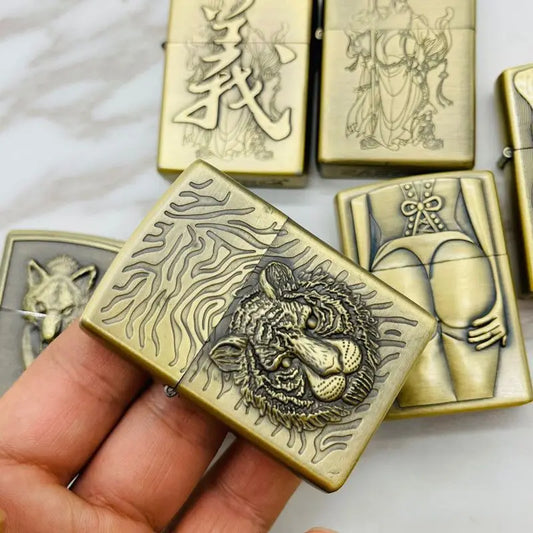 New Creative Embossed Grinding Wheel Fuel Lighter, Classic Windproof Lighter, Cigarette Accessories, Men's Gift